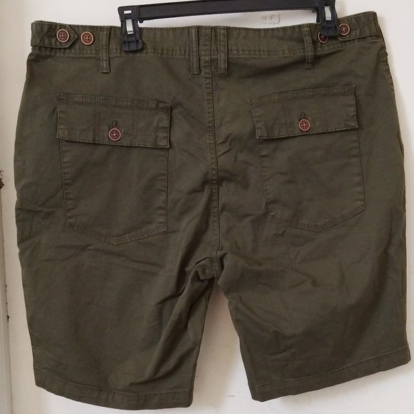 New Men's "Primark" Bermuda Shorts 38 inch waist. - Picture 2 of 6